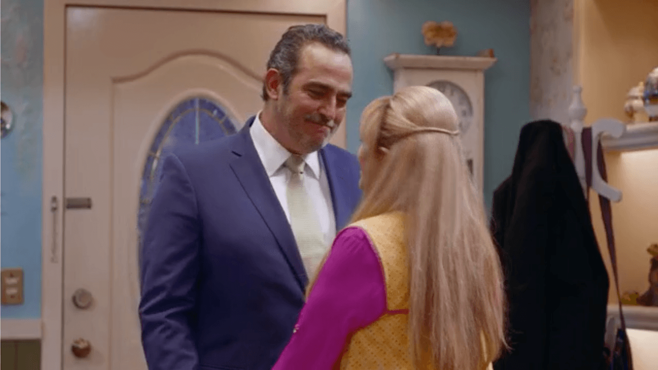 ¿No viste el nuevo capítulo de Una familia de diez donde Omar Fierro se disputa el amor de 'Renata'? AQUÍ está completo para ti