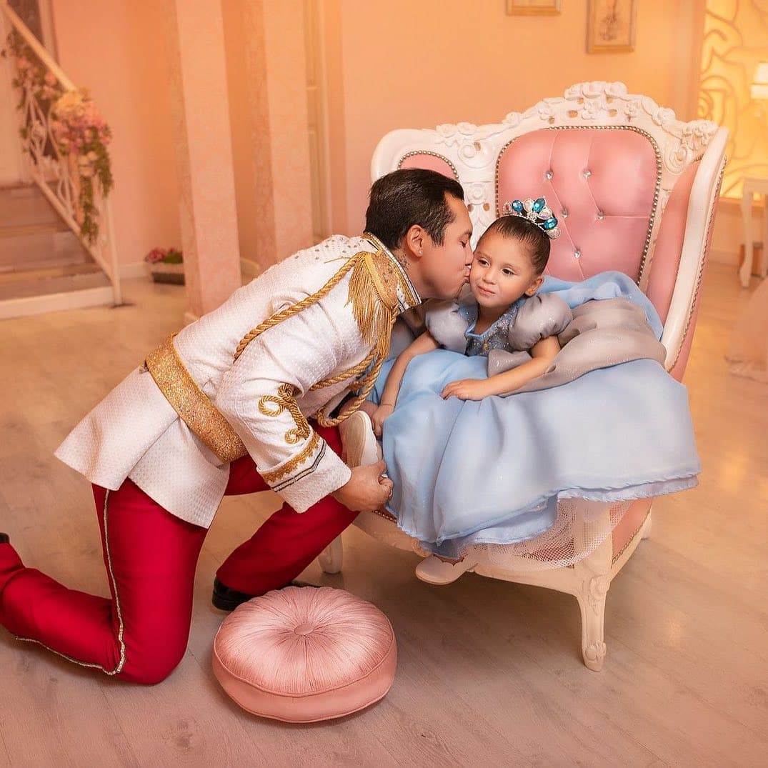 Edwin Luna regala a su hija lujosa fiesta de cumpleaños y la convierte en una película de Disney