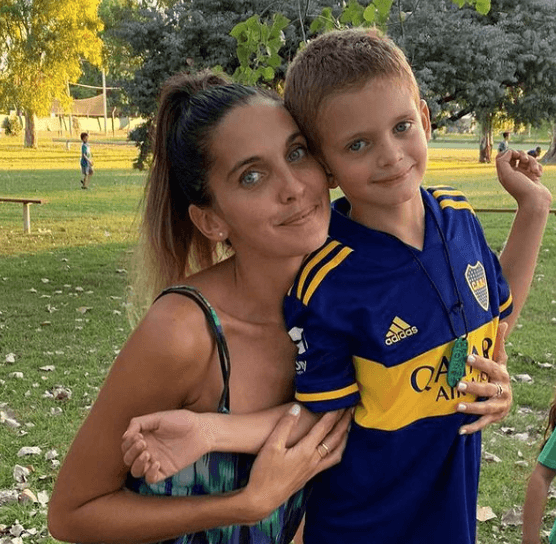 La pareja se separó tiempo después, pero llevan una buena relación por el bienestar de 'Benchu' como lo llaman de cariño, y quien vive en Argentina con su madre.