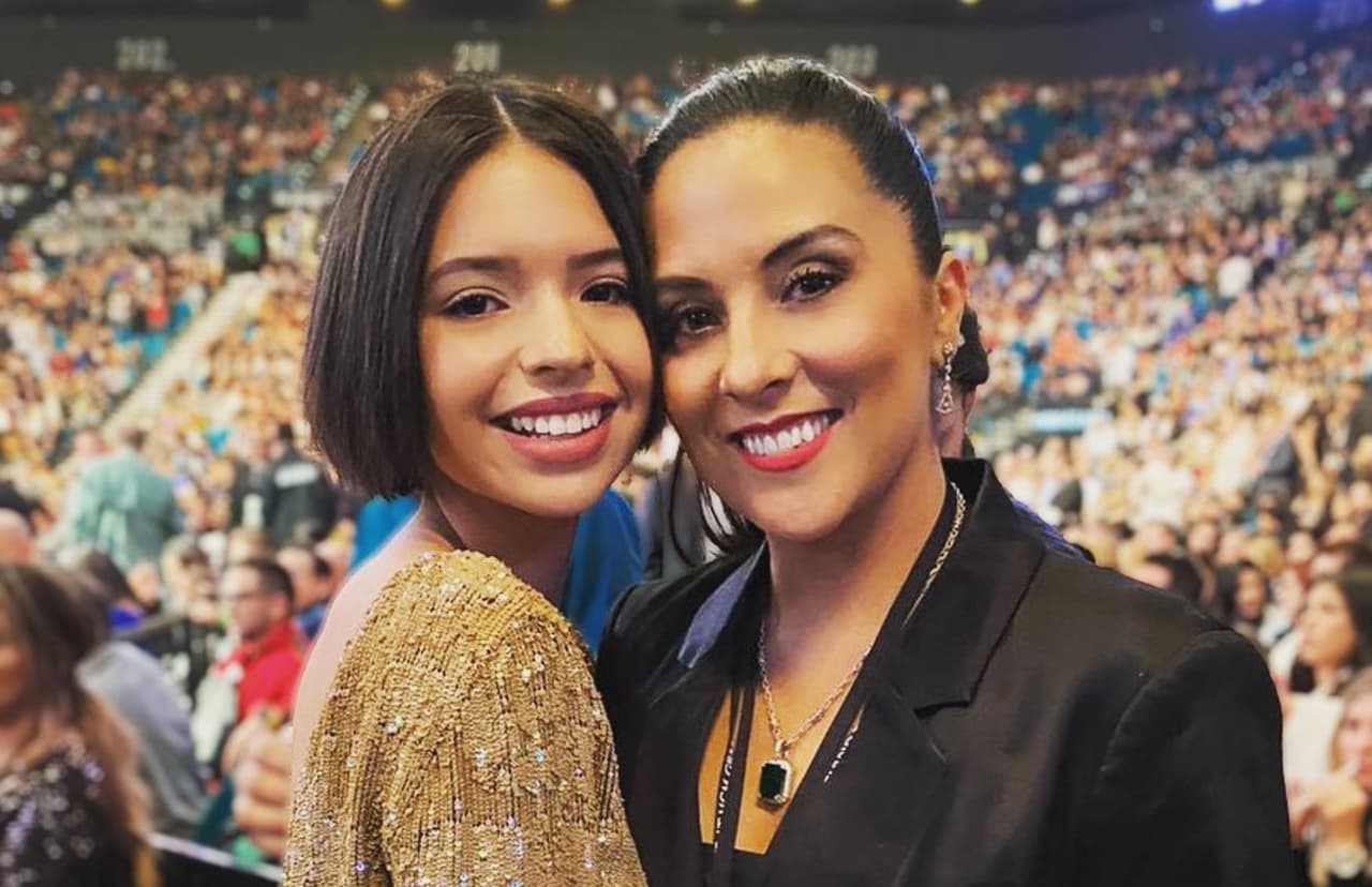 Mamá de Ángela Aguilar rompe el silencio y defiende a su hija por el ciberacoso que sufre en redes sociales