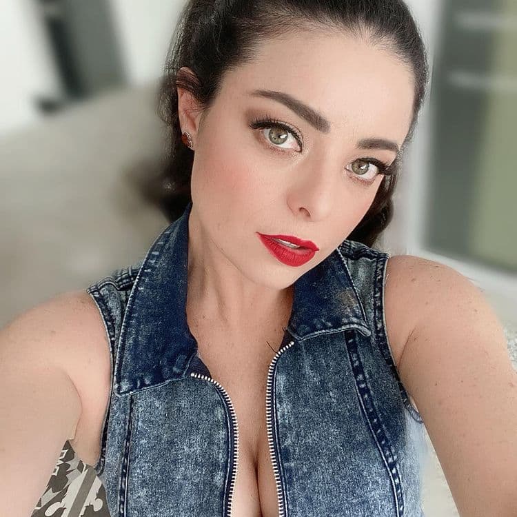 Violeta Isfel se transforma en ‘Cruella’; la nombran ‘Emma Stone mexicana’ por lucir idéntica