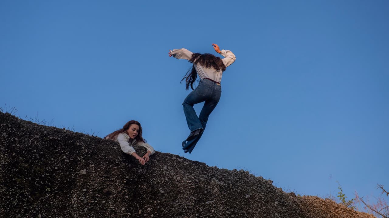 'Doménica' intenta evitar la caída, pero fue inevitable