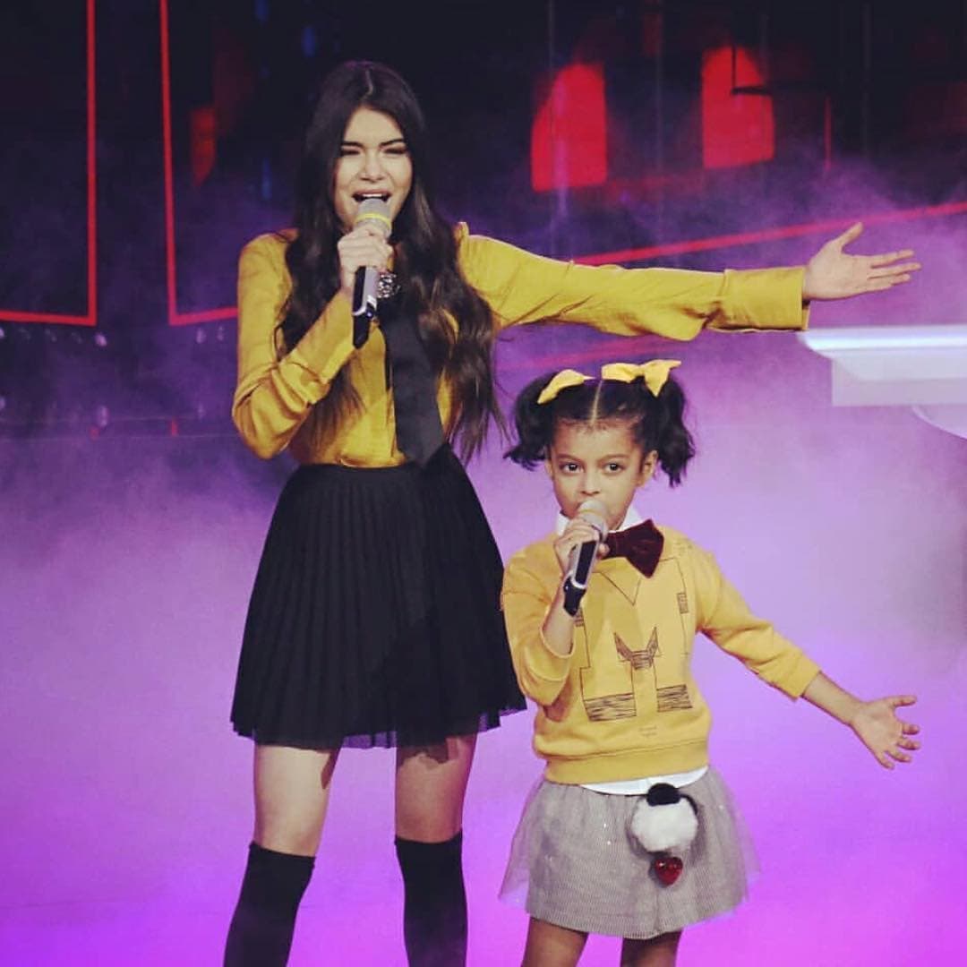 Un año después, Irlanda Valenzuela regresó al escenario de Pequeños Gigantes, cuando tuvo una participación con una de las cantantes de esa temporada.