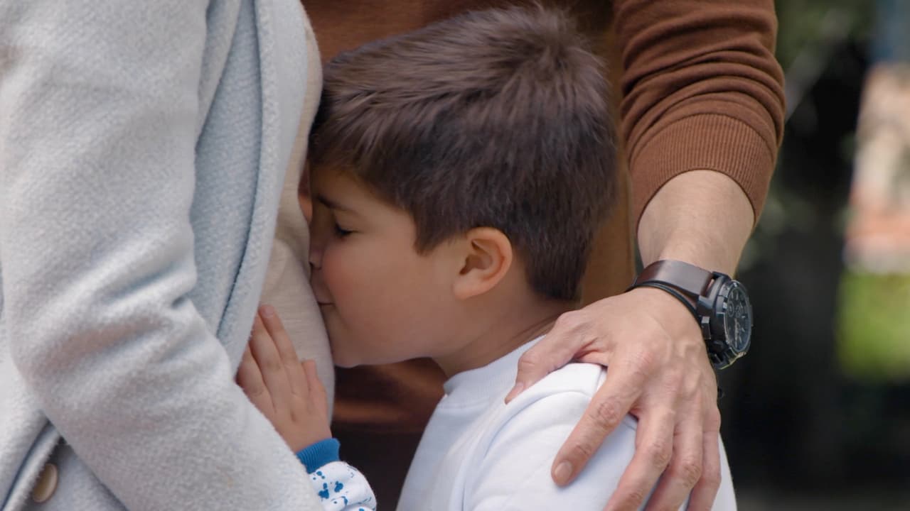¿Y 'Fede'? Pues el adorable 'Pollito' fue el más feliz del mundo al saber que su mamita y 'Alberto' serán padres de unos trillizos.