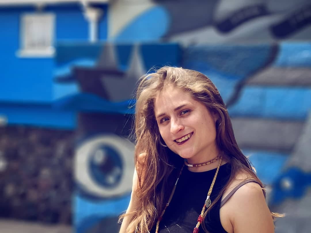 Aunque todo parecía indicar que forjaría una gran carrera en el espectáculo, María se alejó de los melodramas, ya que sus padres no deseaban que creciera siendo una niña actriz y prefirieron que llevara una infancia tranquila, pero sobre todo lo más normal posible.