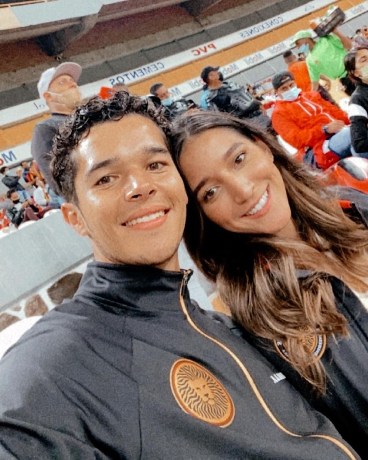 Pese a la distancia, pues el hijo de los actores radica en Guadalajara por sus estudios y su novia en la Ciudad de México, han sabido llevar una relación hermosa.