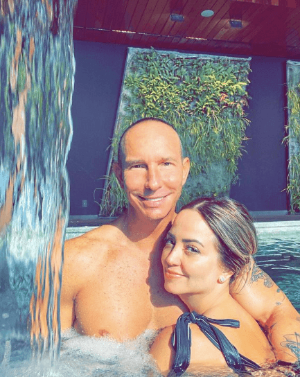 Con más de 20 años de casados, Andrea Legarreta y Erik Rubín forman una de las parejas más estables del mundo del espectáculo. Además, ambos son padres de dos adolescentes que siguen sus pasos en la música y en la actuación; Mía y Nina.