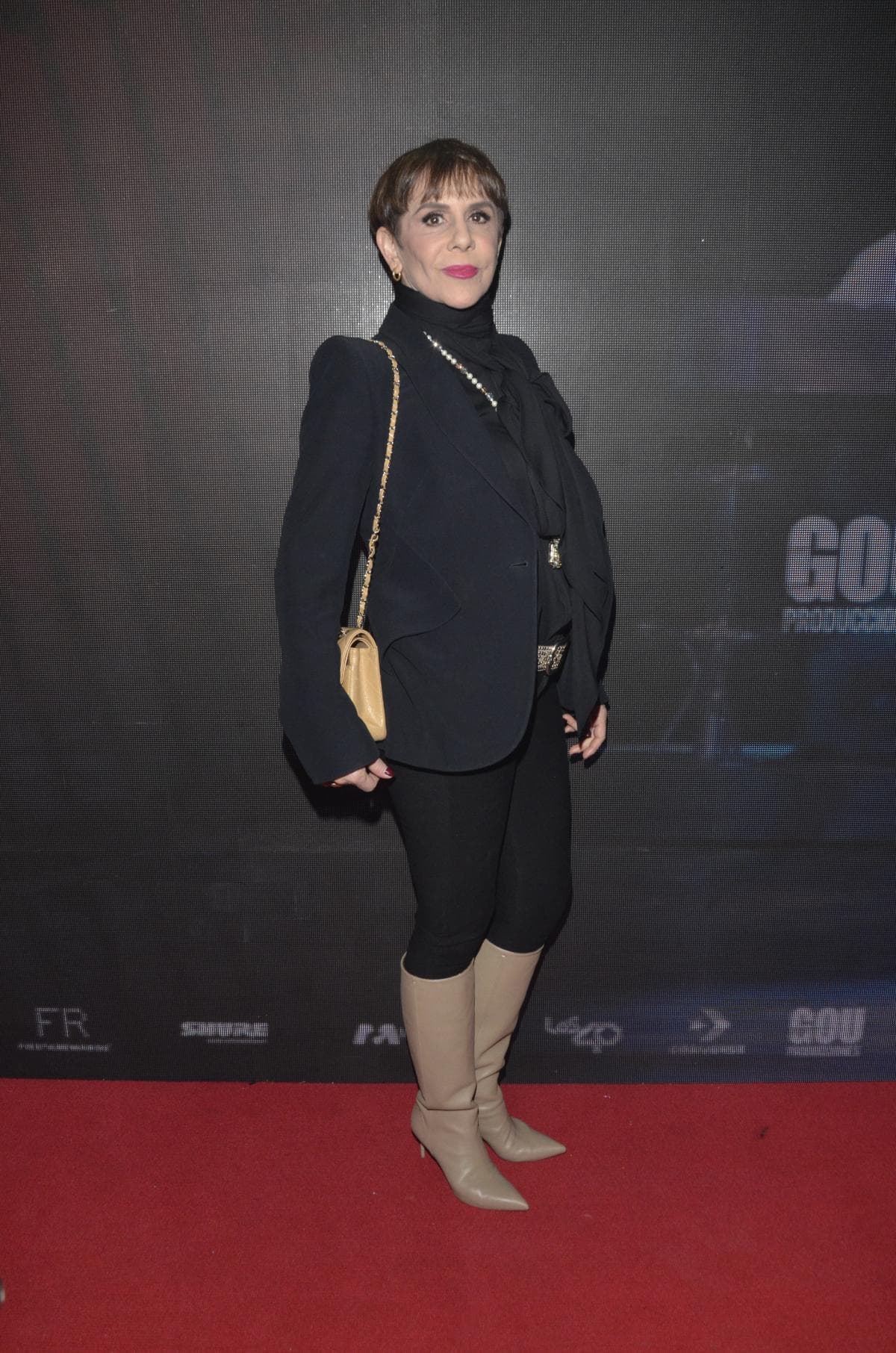 Rebecca Jones tenía una hijastra que es actriz y pocos sabían