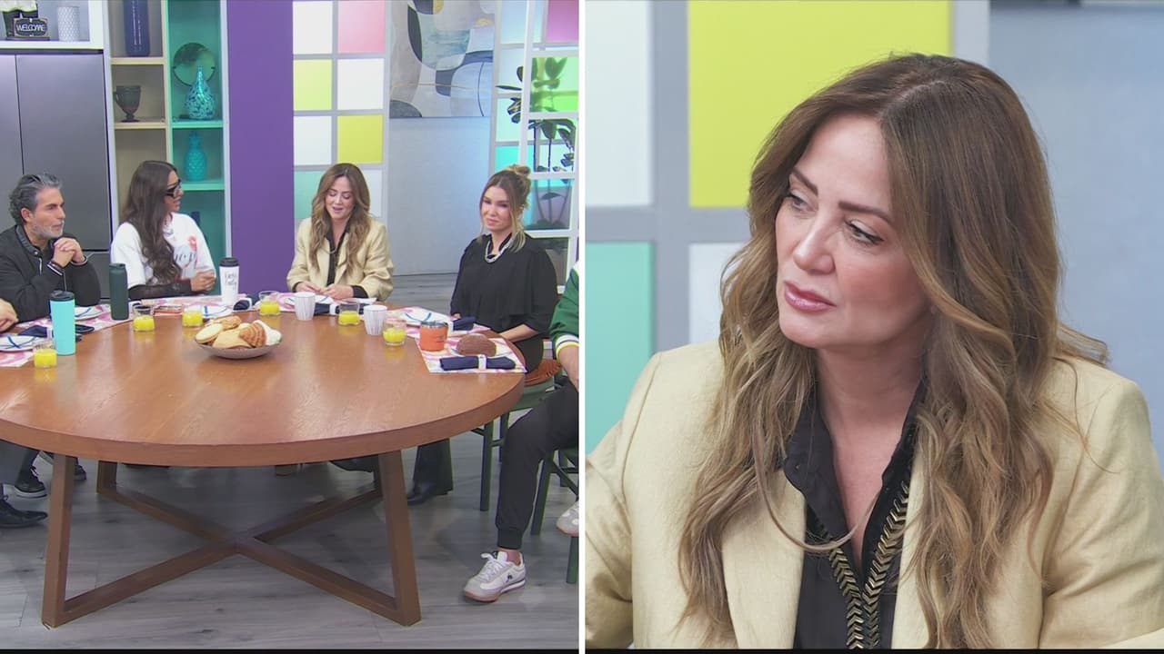 Andrea Legarreta se entera en plena entrevista de luto de querido cantante: reacciona conmovida