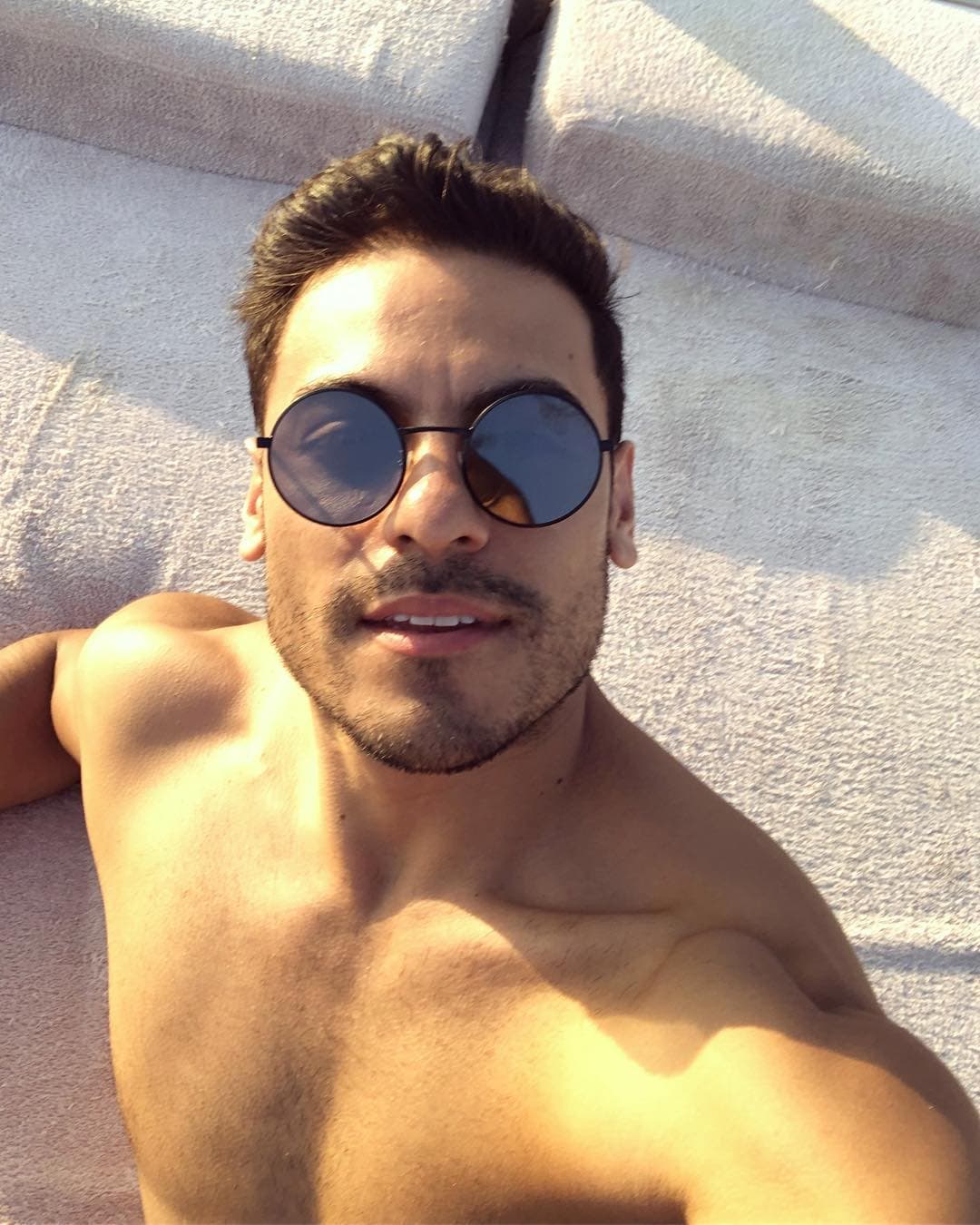 Carlos Rivera es como un tlacoyo, muy antojable, porque aunque no tengas tanta hambre, ¡pues te lo echas!