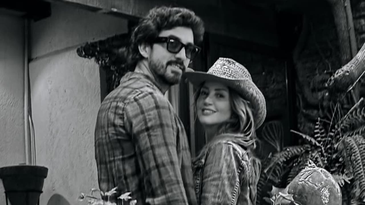 Novio de Andrea Legarreta se 'tatúa' la inicial de la conductora en pleno programa 'Hoy' y así reacciona ella