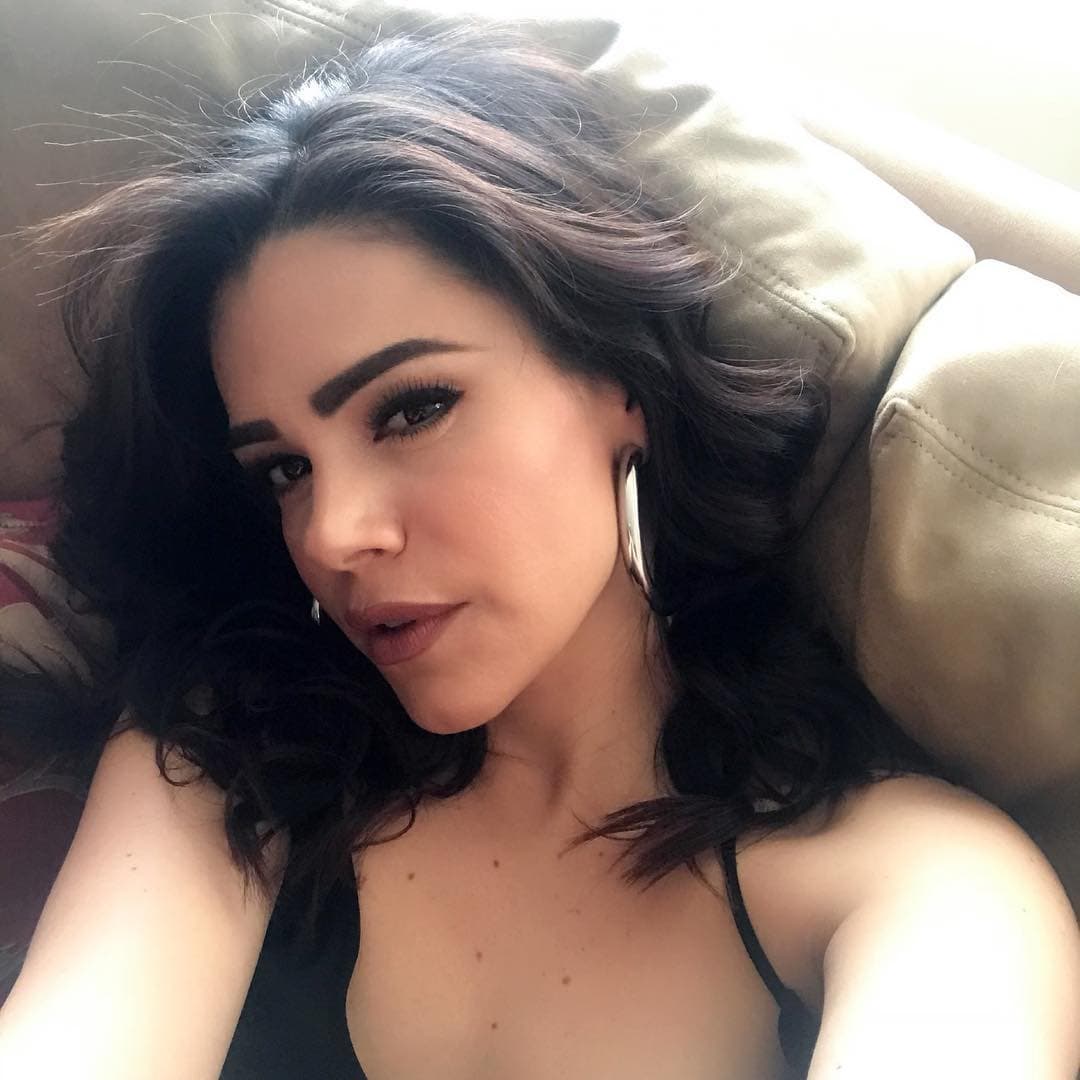 Luz Elena González desborda sensualidad con foto al natural