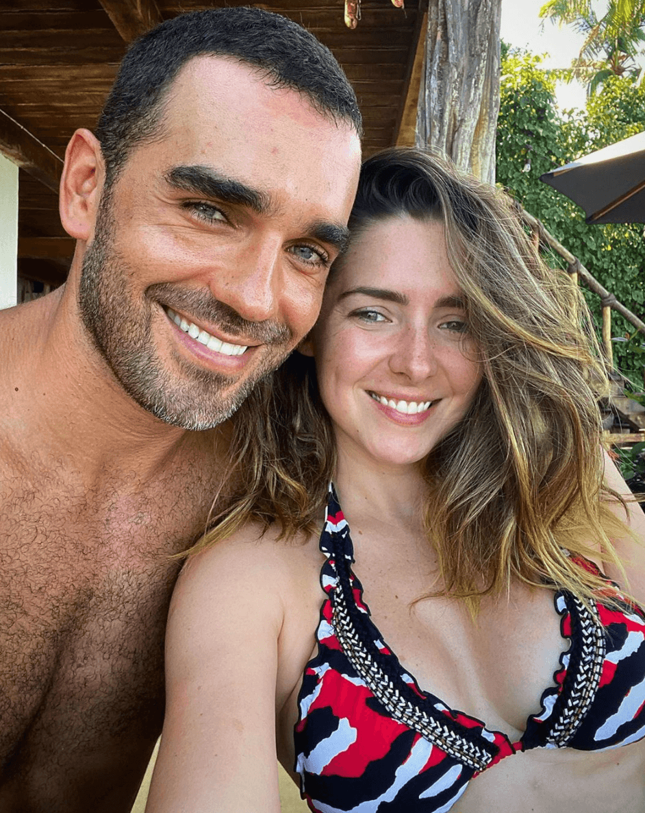 Ariadne Díaz y Marcus Ornellas llevan cinco años juntos y tienen un hijo en com´ún, Diego. Él es brasileño y ella nació en Puerto Vallarta, donde actualmente habitan. La pareja ya tiene planes de llegar próximamente al altar.