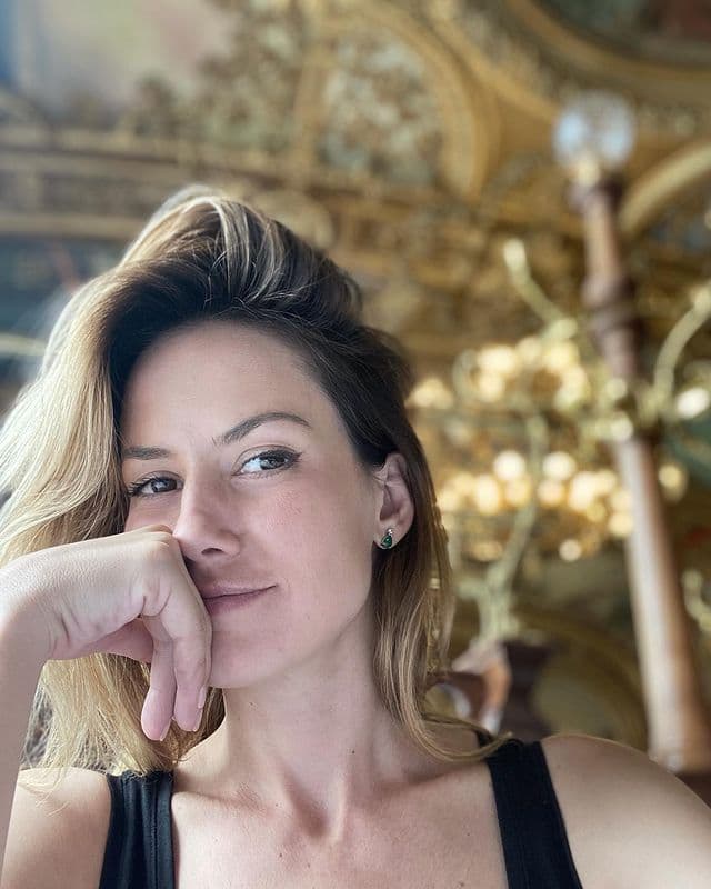 Altair Jarabo cautiva con radical transformación; ahora es pelirroja