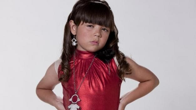 Montse, ‘Telesa’ de Pequeños Gigantes, reaparece y por primera vez con drástico cambio de imagen