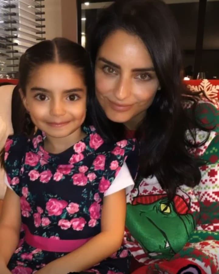 Aislinn Derbez y Aitana Derbez son como dos gotas de agua