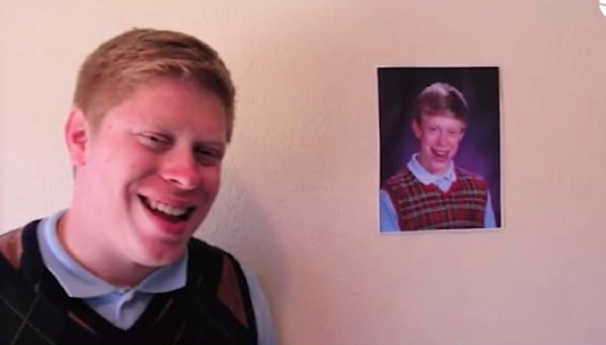 Mira cómo luce el joven, que no se llama Brian
