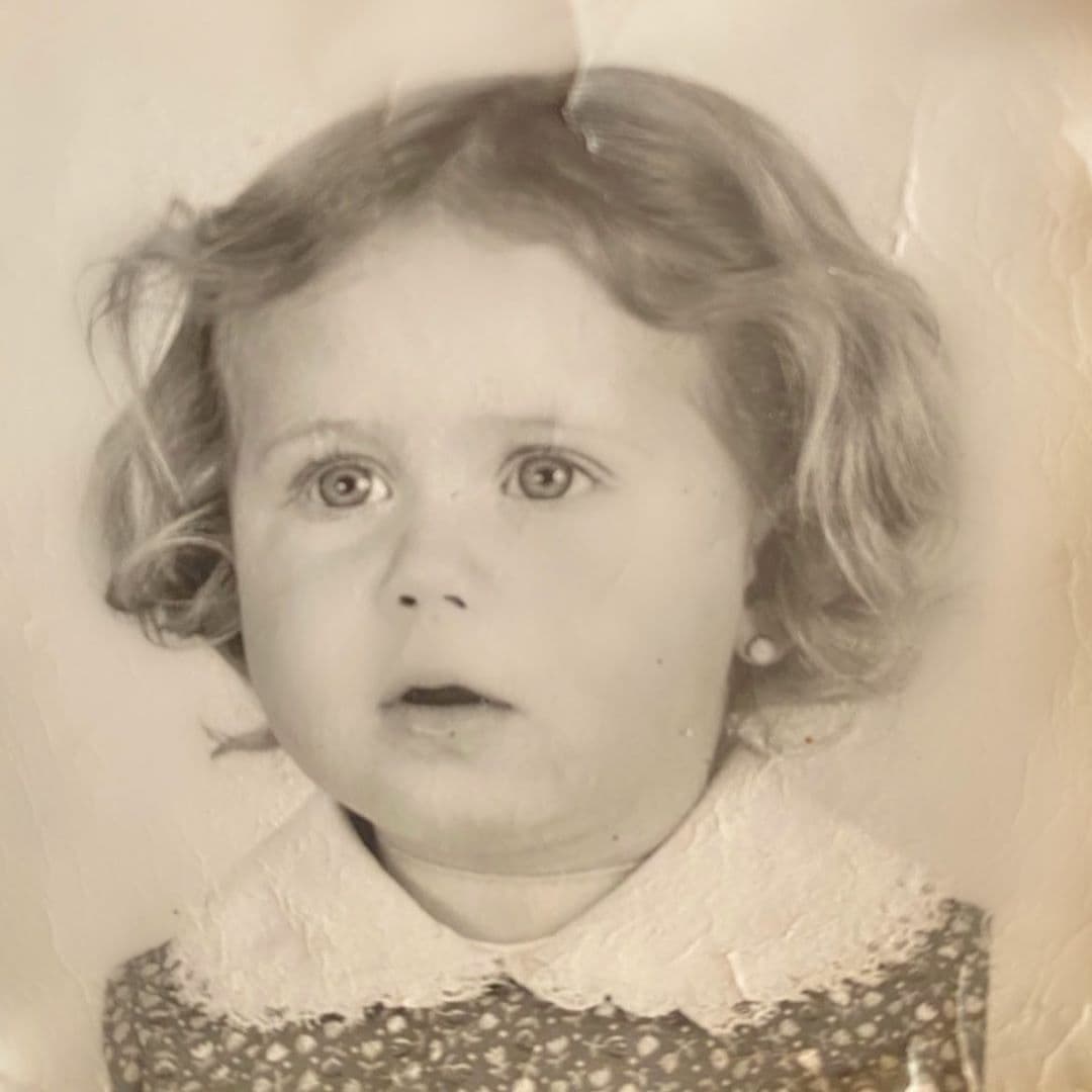 "Siempre escuchar a nuestro niño interior, que soñabas ser cuando fueras grande, cómo pensabas que iba a ser tu vida, se lo has cumplido, eres ese adulto que soñaste cuando eras niño????Nunca es tarde, seamos felices!!!", publicó Ingrid Martz.