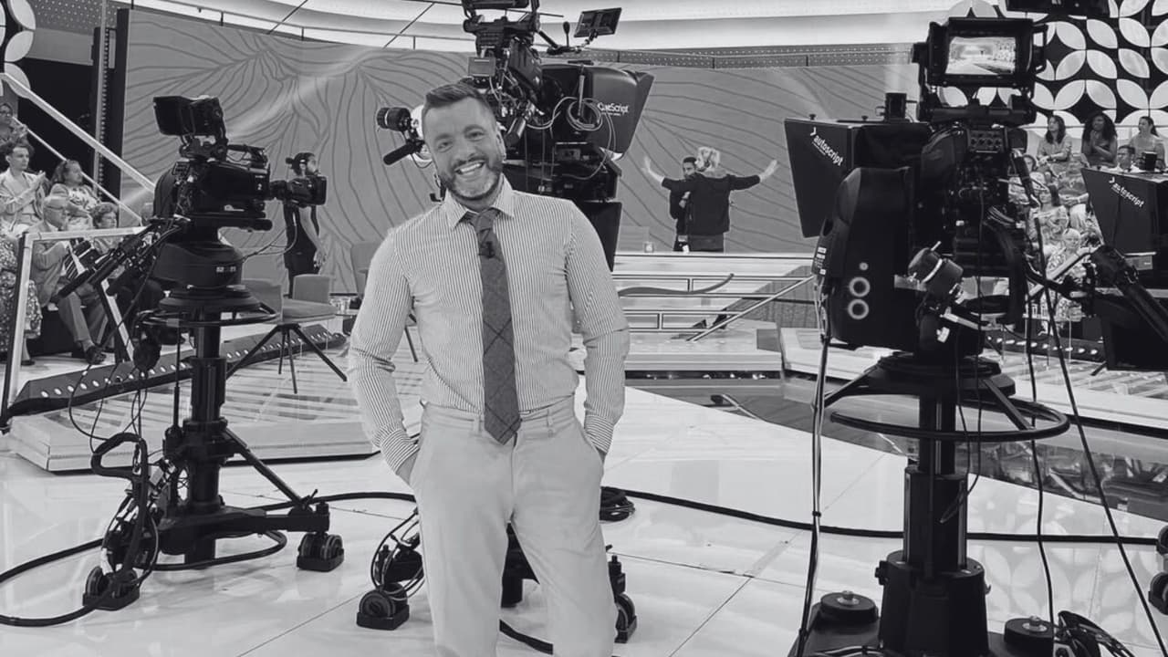 Hallan sin vida a famoso periodista a los 46 años: lo despiden con un devastador mensaje