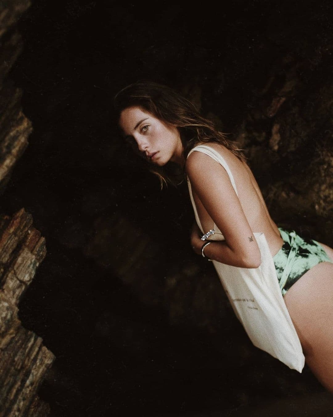 “Hermosa”, “Toda una muñeca”, “Diosa”, “No hay nada malo, eres perfecta”, “Qué bonita”, “Belleza de mujer”, “Qué bello leer esas palabras”, “Bravo, así se habla”, fueron algunos de los mensajes que recibió la joven.