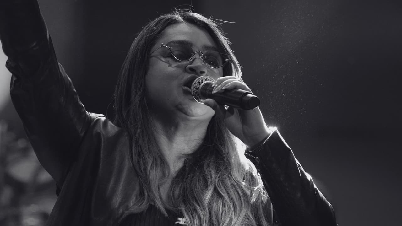 Muere querida cantante a los 50 años tras larga lucha contra el cáncer: su famoso papá la despide