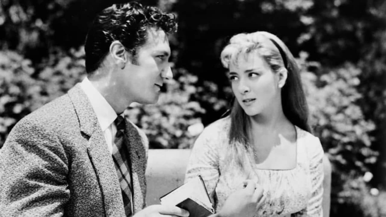 La Dulce Enemiga, Silvia Pinal