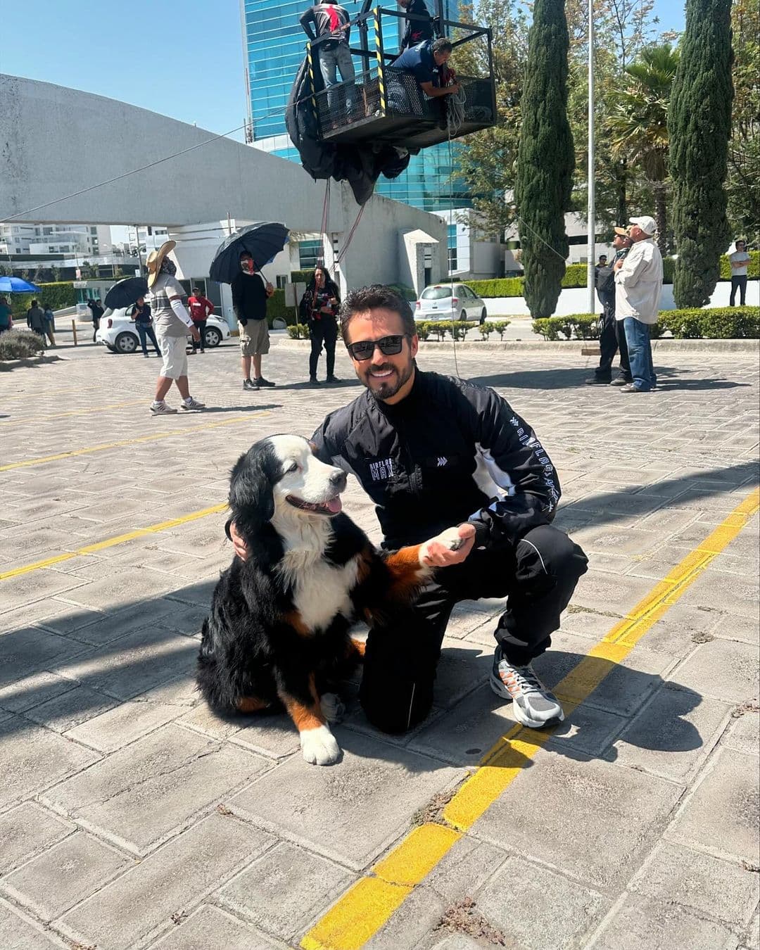 José Ron y su perrhijo