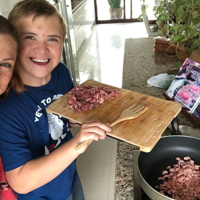 Aunque esta no es la primera vez que el coqueto joven destapa que la villana de 'La Desalmada' es su crush pues fue durante una entrevista con varios medios que hizo su declaración de amor.