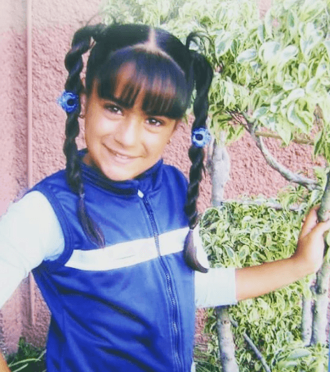 Precisamente, esta última dio vida a 'Mary Pily', una de las villanas infantiles de este melodrama, pues junto a su hermana 'Mary Loly', interpretada por la actriz Geraldine Galván, intentaron hacerle la vida imposible a 'Amy'.