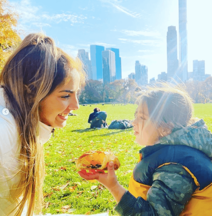Fue a través de su cuenta oficial de Instagram, donde la protagonista de 'Hijas de la Luna' y 'Quererlo Todo' compartió las imágenes del viaje.