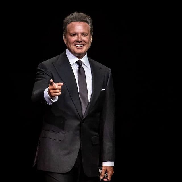 Exconductor de Hoy exhibe a Luis Miguel en foto de hace 25 años y temen por la reacción del cantante