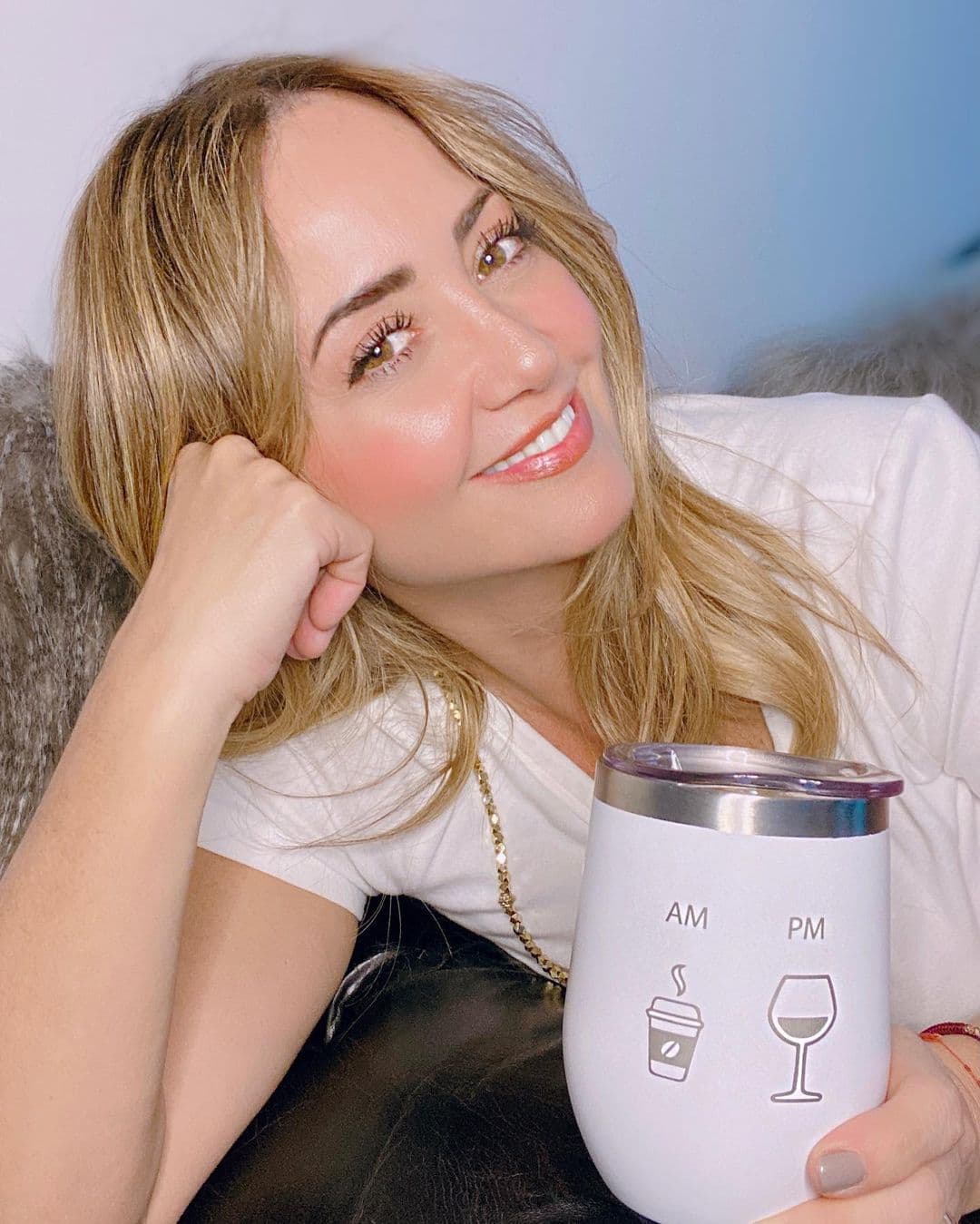 No solo Erik Rubín, Andrea Legarreta se somete a fuerte tratamiento estético para no envejecer