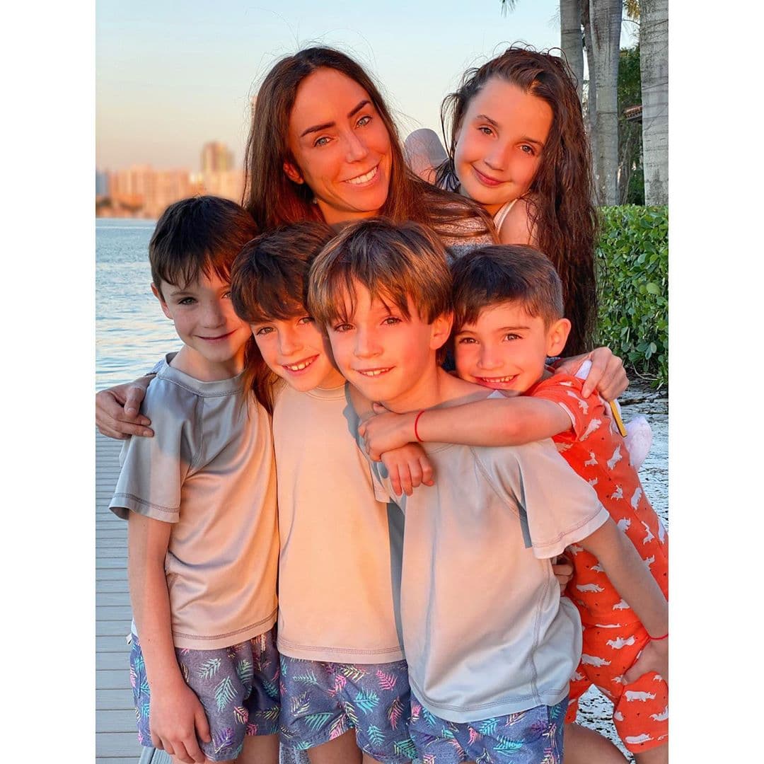 Los triates, al igual que Inesita, con fruto de su matrimonio con Javier Díaz, de quien se separó en 2013, justo un año después de su segundo embarazo.