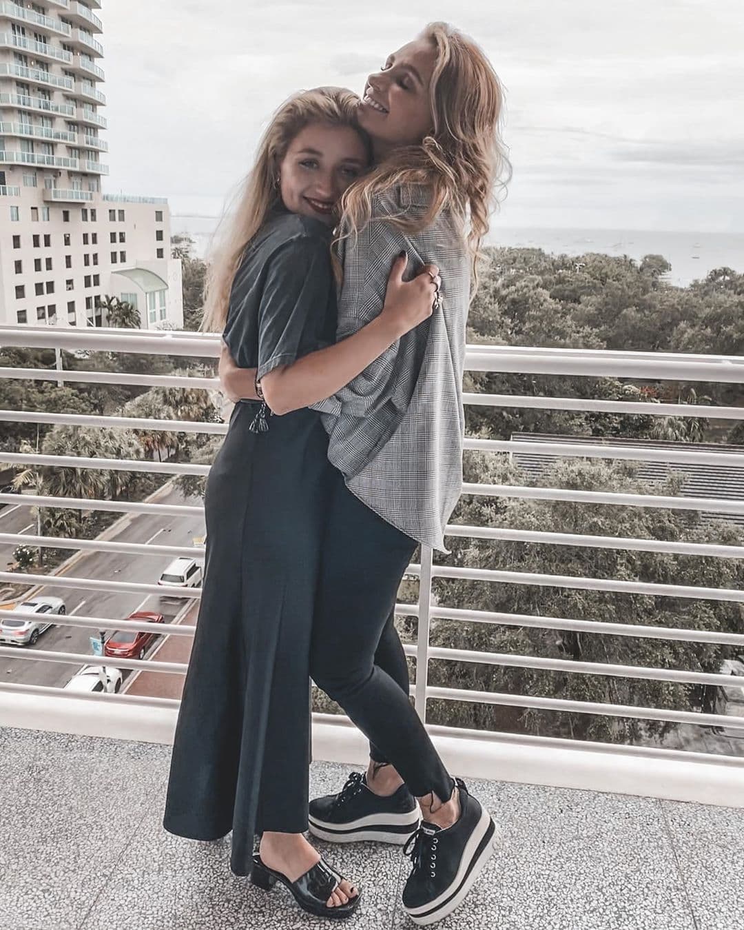 Angélica Rivera sorprende con tremendo dueto junto a su hija Fernanda Castro