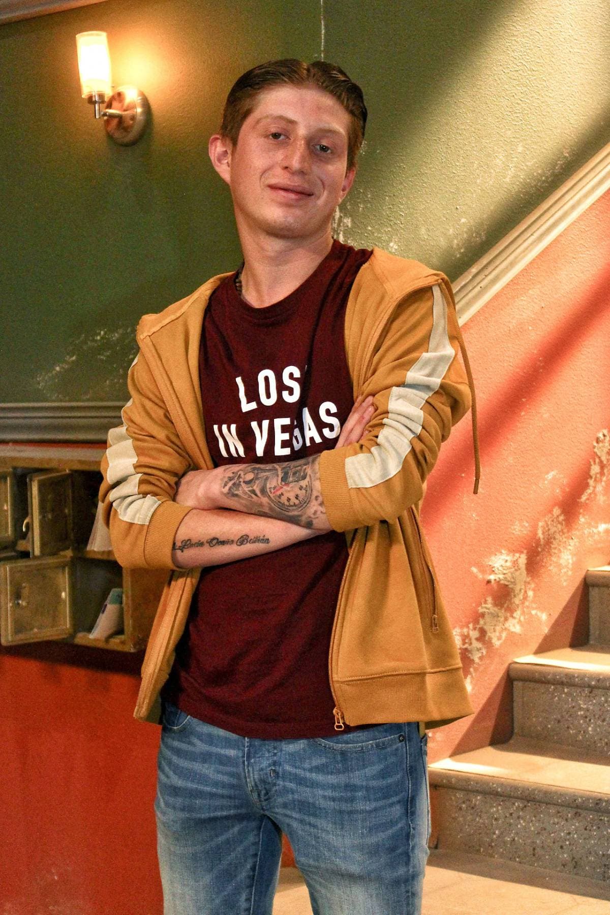 La cruz que sus familiares colocaron en el lugar que murió el actor también fue robada.