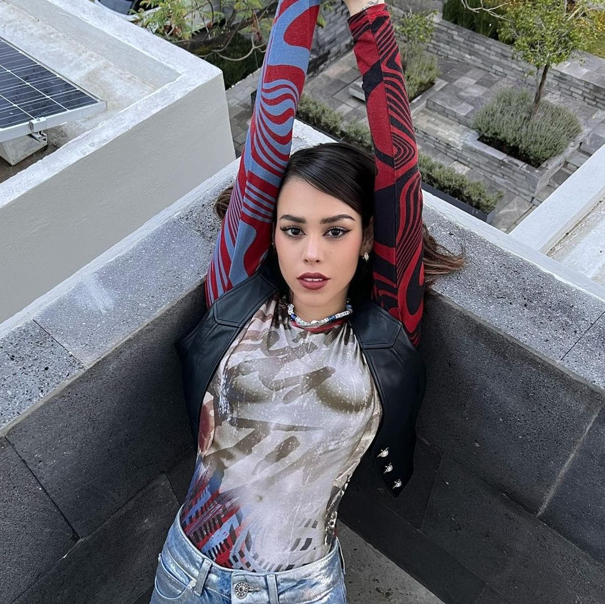 Danna Paola no se calla y reacciona a rumores de hospitalización