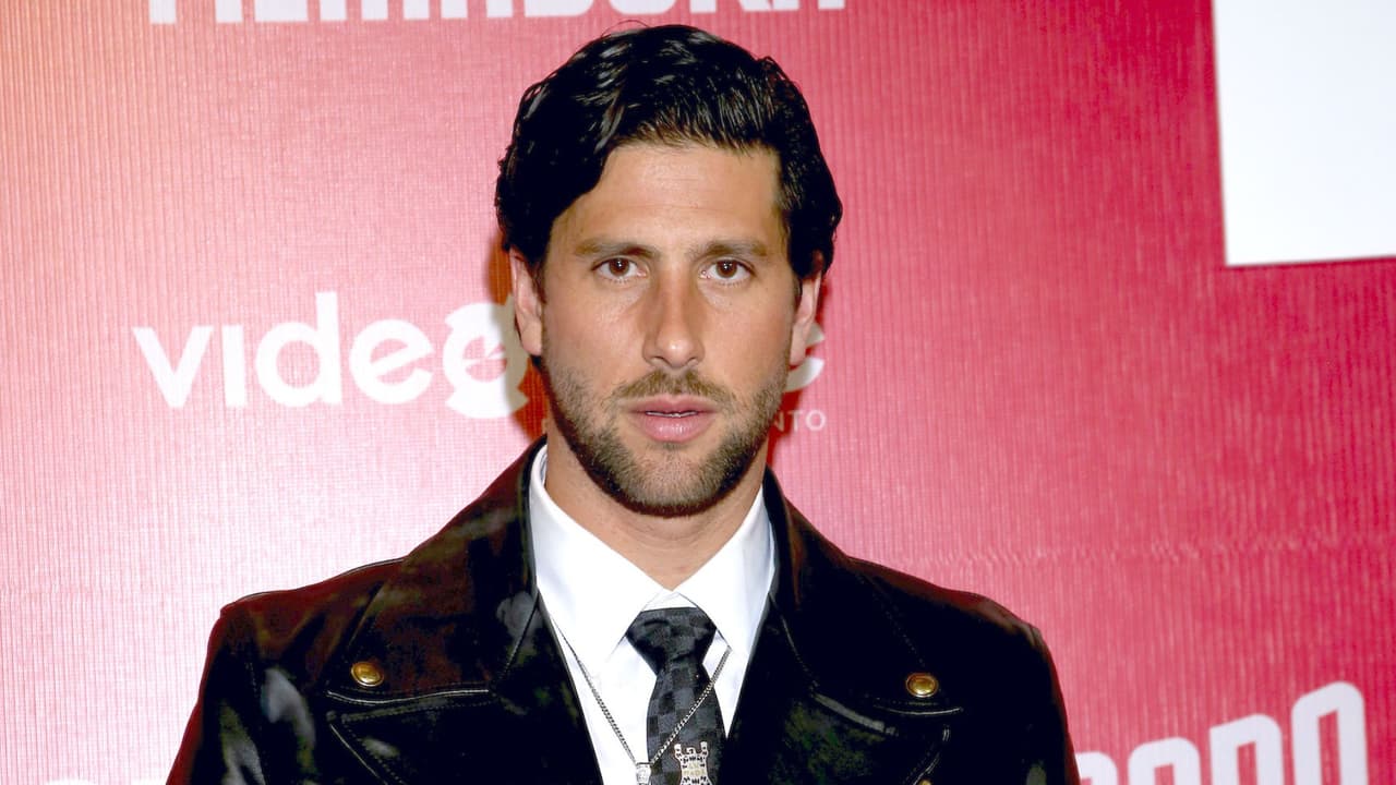 Diego Klein es novio de famosa actriz de telenovelas; ella sorprende al hablar de boda: "Ya nos casamos y ni se enteran"