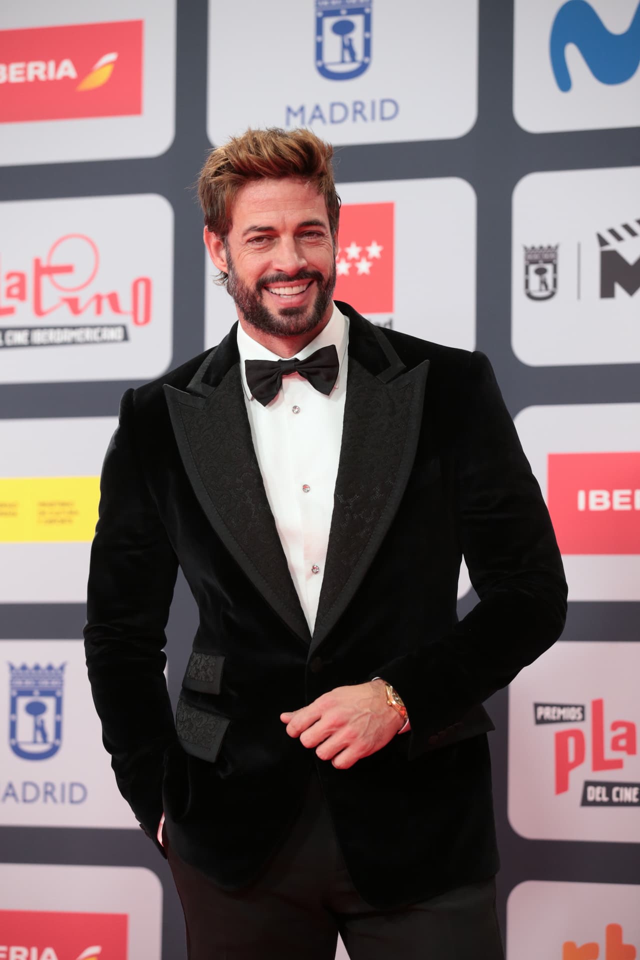 El actor no se midió y hasta video grabó para la famosa.