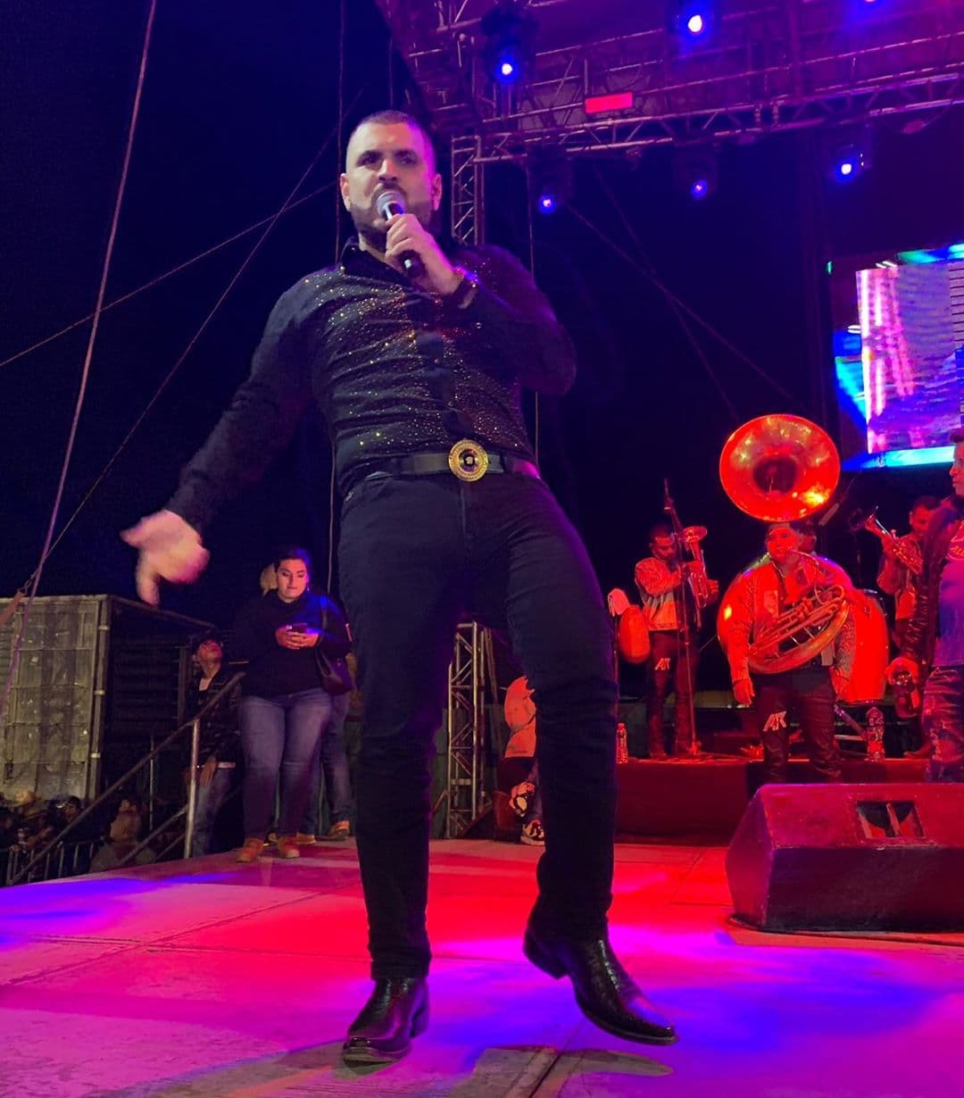 La celebración contó con la presencia de José Manuel ,Régulo Caro y Roberto Tapia, quienes cantaron varios de sus éxitos.