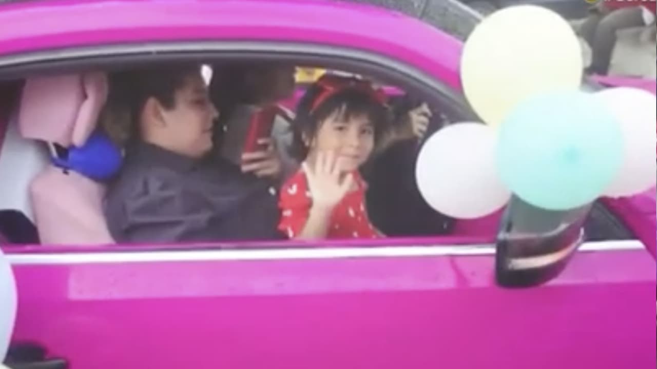 María Itzayana festeja su última quimioterapia