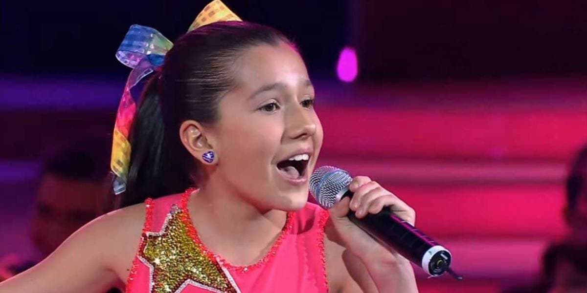 Hace diez años se estrenó la primera temporada de Pequeños Gigantes, de la cual formó parte Mariana López, como la cantante principal del escuadrón ‘Gigantes en Acción’. Ahora, la joven tiene 20 años e impacta en redes sociales.