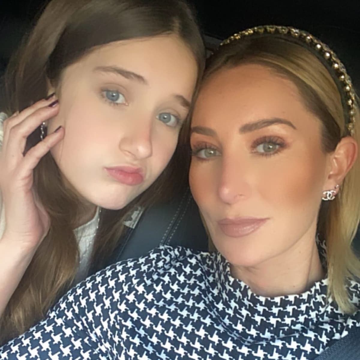 La actriz se llevó a las hijas que tuvo con Gabriel Soto a un lujoso viaje a Las Vegas