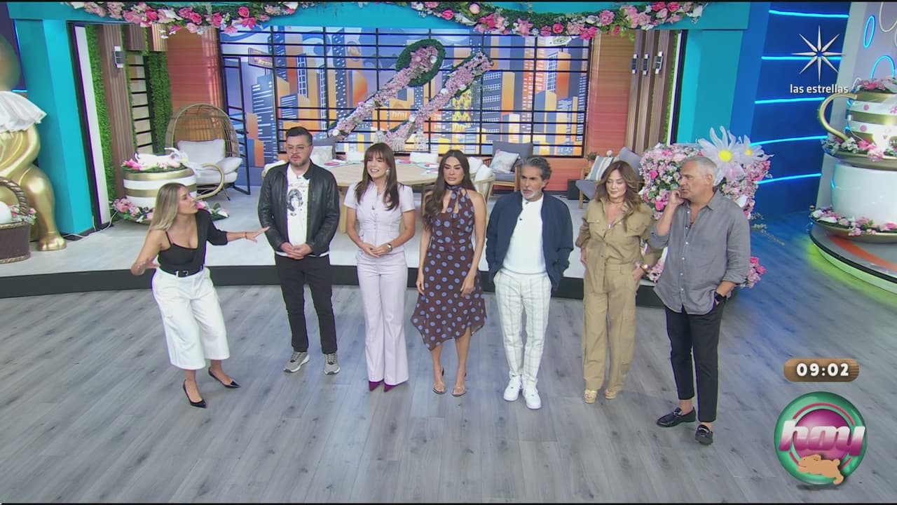 Conductora de Hoy queda casi en lágrimas al ver el debut de su hijo en telenovela de Televisa: Andrea Legarreta reacciona