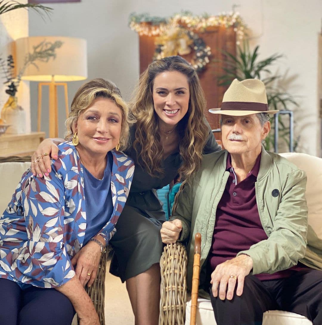 Jacqueline Bracamontes recuerda sus mejores momentos con Héctor Bonilla