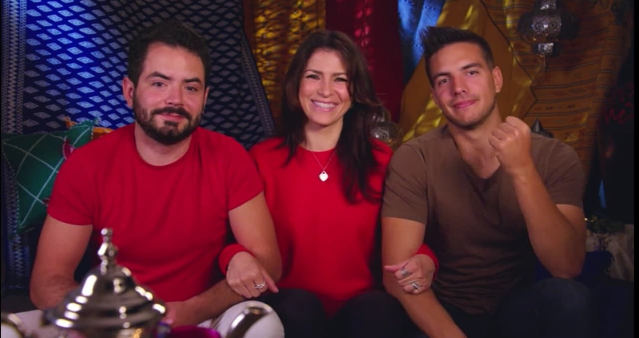 "Una de las expectativas, precisamente, que yo tenía, era acercarme a ustedes dos", fue lo que dijo Alessandra después de irse a tatuar con sus dos hijastros durante el viaje.