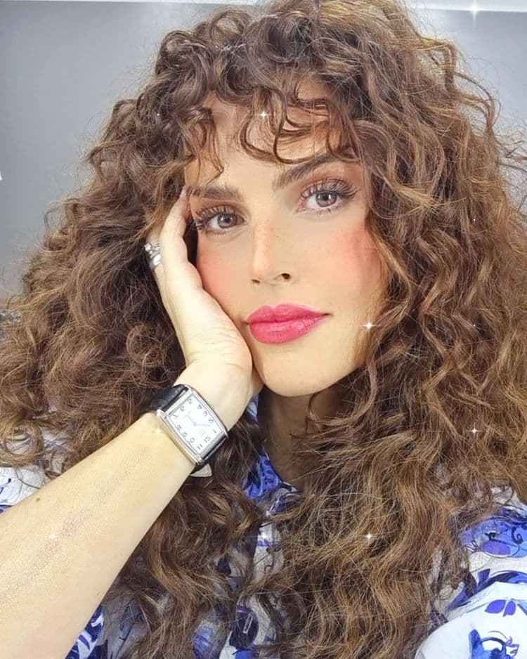 Claudia Álvarez presumió como nunca antes lo mucho que creció su pancita de embarazo.