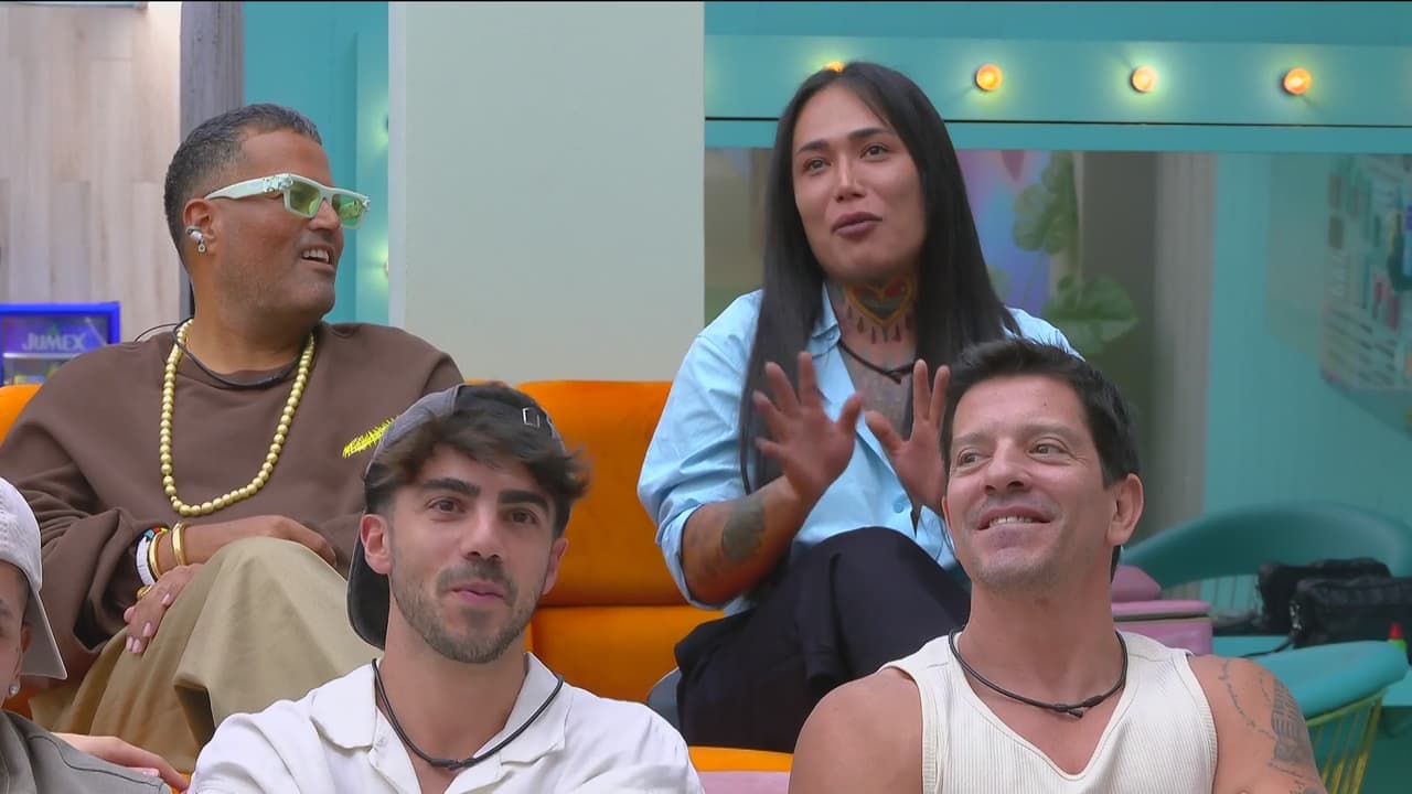 Fede revela, por fin, que tuvo noche romántica con Karina Torres y ella dice: "Terminamos durmiendo en la misma cama"