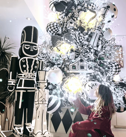 'Maxi-boho': la tendencia de los árboles de Navidad de las famosas