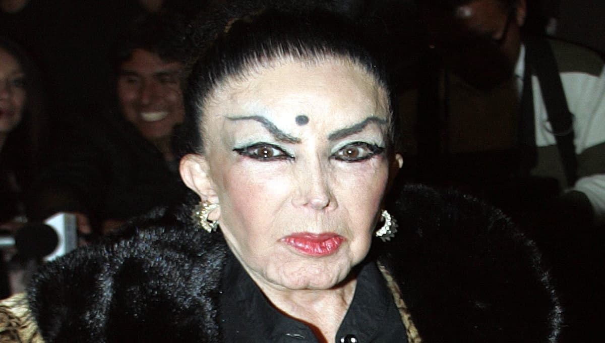 Irma Serrano durante un evento público en 2011