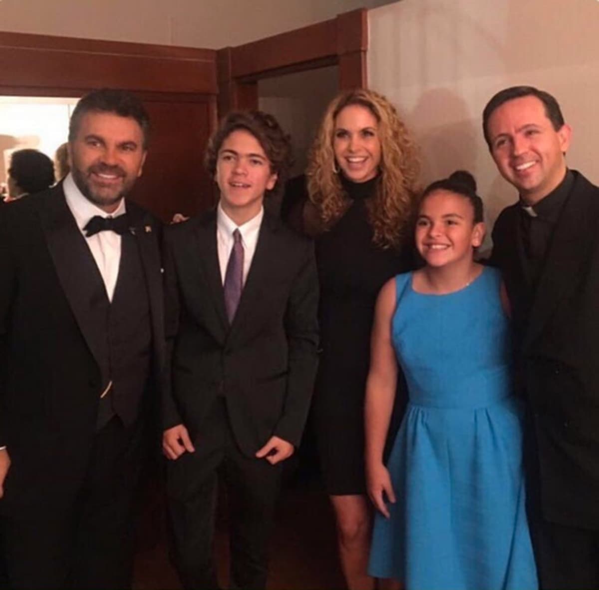 El hermano de Lucerito Mijares lleva una vida alejada de los medios